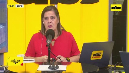 Policía acusado de proveer armas