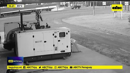 Impactó contra la parte trasera de un camión