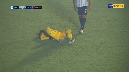 La lesión de Jean Fernandes y Marcelo Moreno Martins al arco