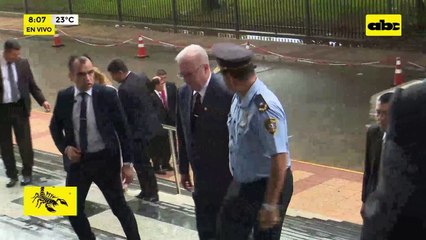 Video: llega Emiliano Rolón al congreso