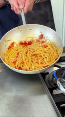 Bassetti - Se non avessi fatto il medico, mi sarebbe piaciuto fare lo chef… (02.12.25)