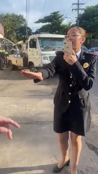Joven Integrante Del Cuerpo De Bomberos Voluntarios Del Paraguay Que Fue Sumariada Tras Discutir Con El Director De Tránsito De Asunción