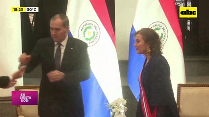 Video: Berta Rojas recibe importante condecoración