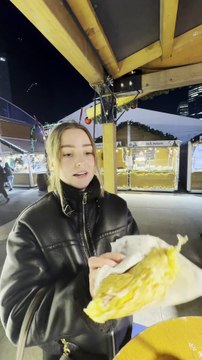 C'est de la merde ! : Ils dépensent 80 euros au marché de Noël de La Défense et rien ne va