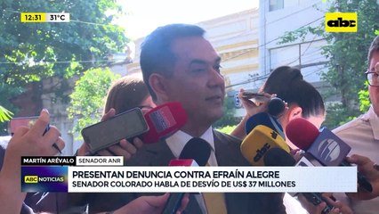 Video: Presentan denuncia contra Efraín Alegre
