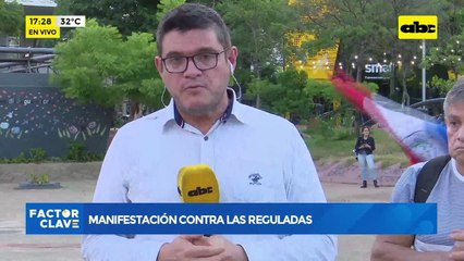 Video: Manifestación contra regulada de buses
