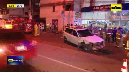 Video: choque y vuelco de vehículos dejó un herido