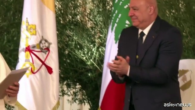 Il Papa lascia il Libano: Scegliamo tutti la pace come via