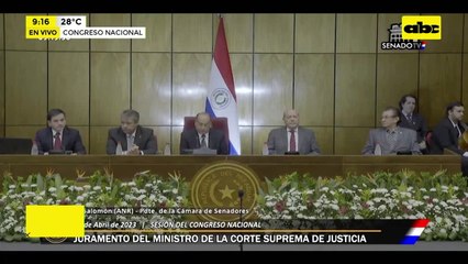 Video: Santander jura como nuevo ministro de la Corte
