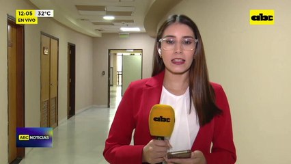 Video: Presentan libelo contra Bogarín Alfonso