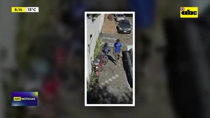 Video: Capturan a presunto autor de robo de moto
