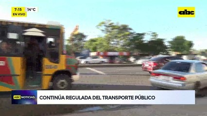 Video: Pasajeros siguen esperando una eternidad