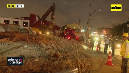 Video: Derrumbe de obras en Eusebio Ayala