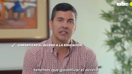 El mismo Santiago Peña que desmeritó títulos, ahora promete a jovenes educación y empleo