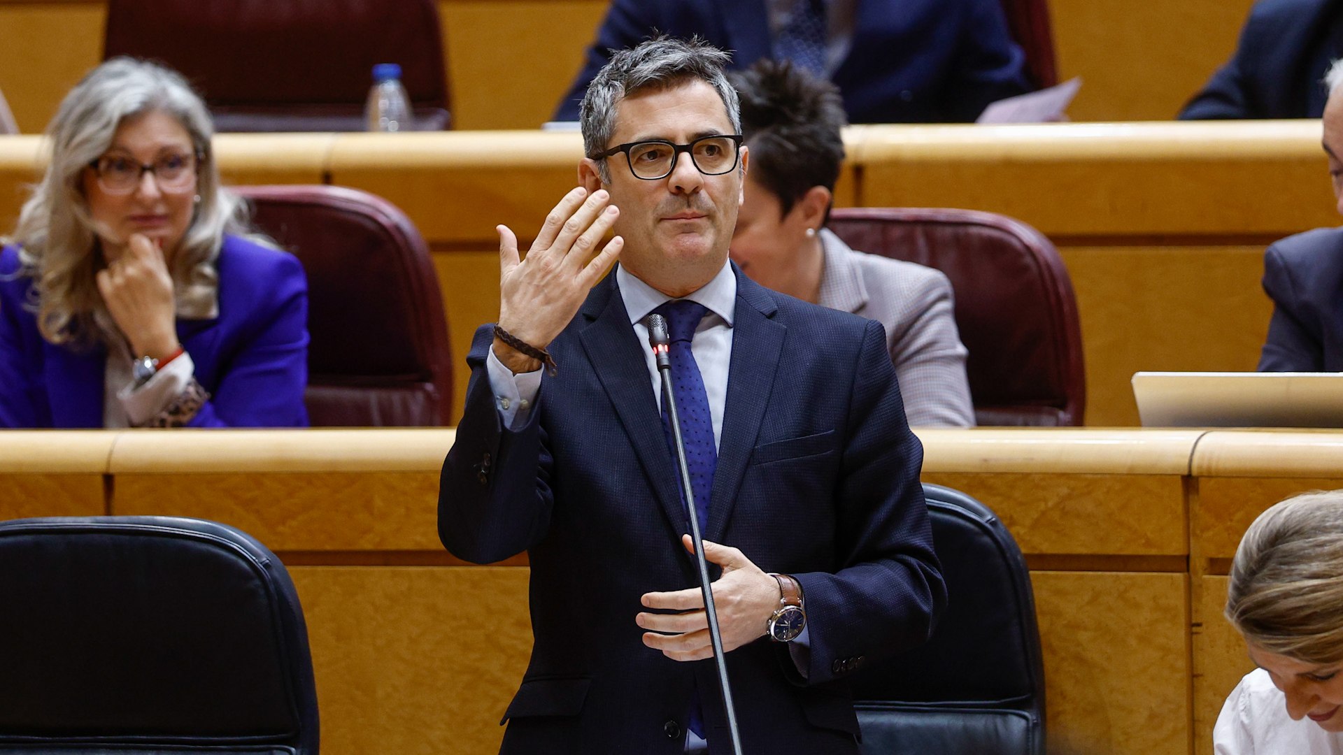 Bolaños y el presidente del Senado se encaran durante la sesión de control: "Usted no es imparcial"