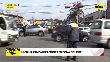 Video: Manifestantes cierran media calzada de Avda. Eusebio Ayala