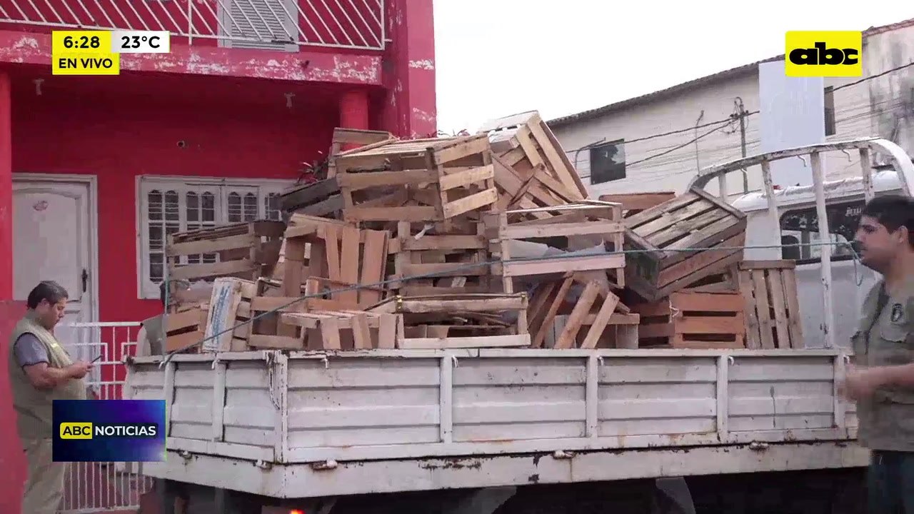 Video: Despeje de estacionamientos reservados