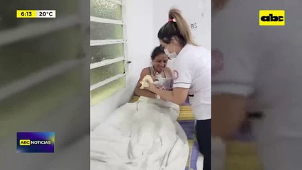 Video: Mujer dio a luz en una vereda de Trinidad