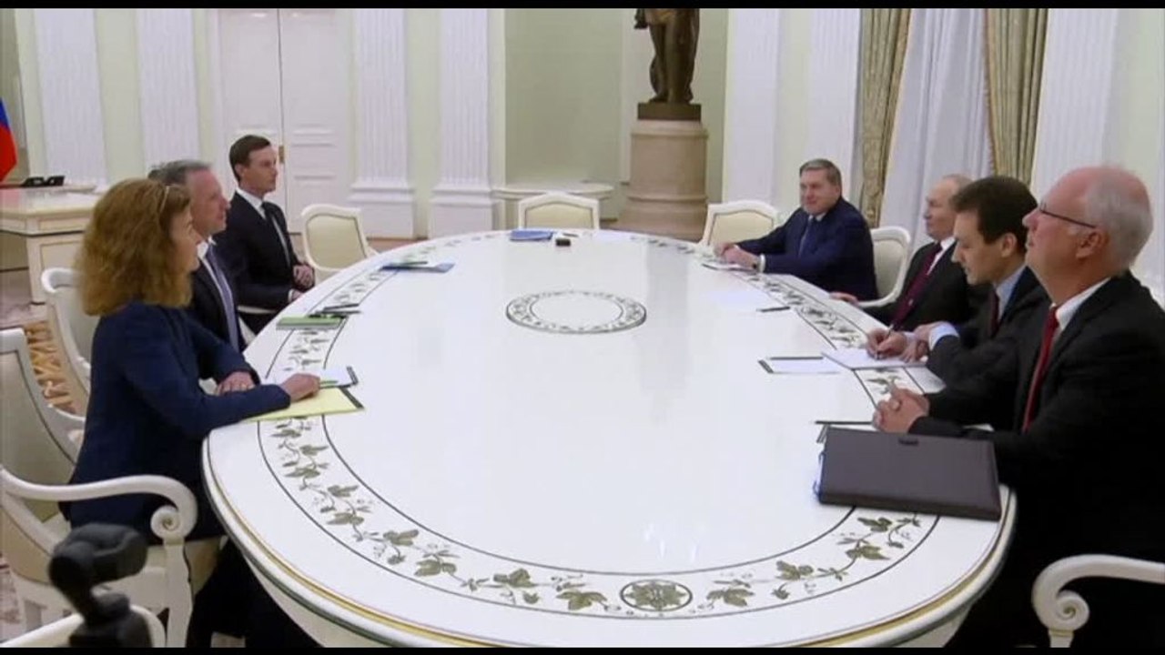 Ucraina, iniziati i colloqui fra Putin e Witkoff al Cremlino