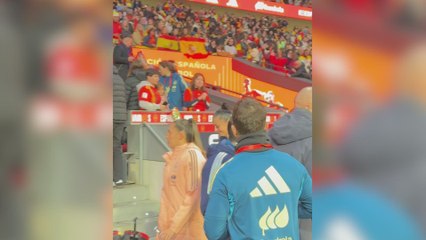 La reacción del Metropolitano cuando Jenni Hermoso saltó al campo: tienen que verlo