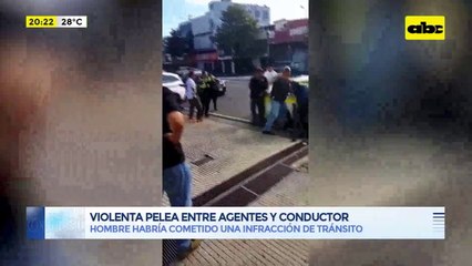 Video: Violenta pelea entre agentes de la PMT y conductor