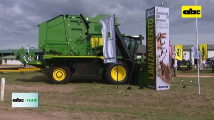 Video: Presentaron cosechadora de algodón en Expo Pioneros