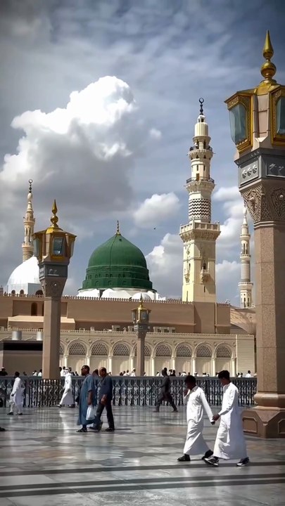 Islam ki bunyaad 5 cheezon per kari hy