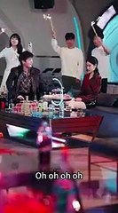 She knew she was just a stand-in,so when his true love returned,she fled with her baby bump - Chinese - MiniCine 2025