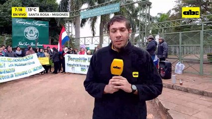 Video: Exigen explicación de cambio de directora