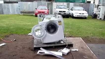 Front Load Washer Total Carnage - Washer goes Chain Chomp on me