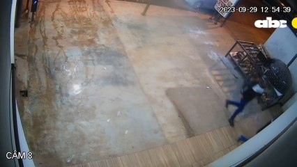 Asaltan un bar, roban recaudación y a los clientes en Ciudad del Este