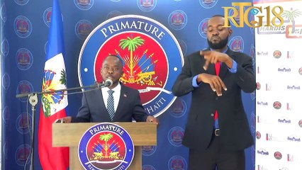 Pòt pawòl Primati a Ené Val prezante bilan travay premye minis la.