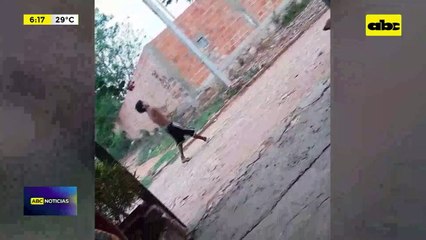 Video: tres peleadores callejeros fueron reducidos