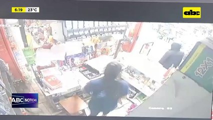 Video: asaltan un autoservice en San Antonio