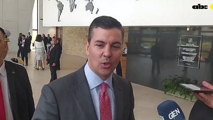 Santiago Peña habla sobre Petropar y su "confianza" en Eddie Jara