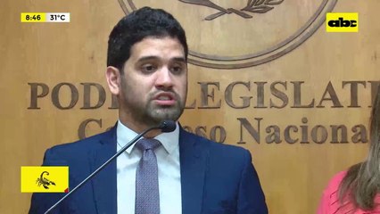 Video: parlamentarios piden destitución de Hernán Rivas del JEM