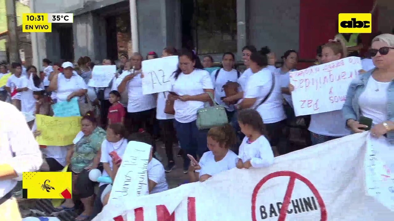 Video: familiares de reclusos se manifiestan