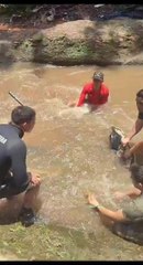 Encuentran camioneta de los militares desaparecidos, sumergida en el arroyo Lambaré