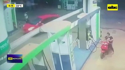 Video: asaltaron a un playero en Kennedy, Capiatá