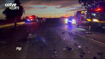 Acidente entre quatro veículos deixa um homem morto na BR 369