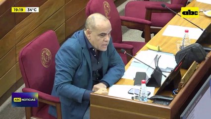 Video: Bachi Núñez pone a disposición su cargo de líder de bancada cartista del Senado