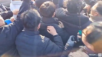 Apuñalado en el cuello el líder del principal partido de la oposición surcoreana