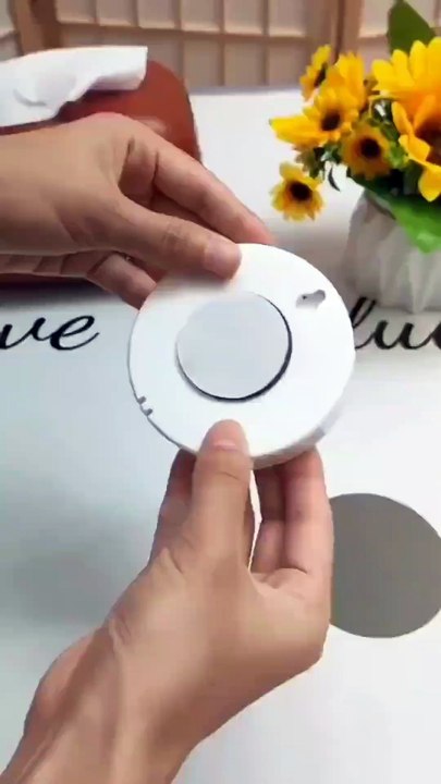 Wireless Night Light PIR Motion Sensor LED Nigh...