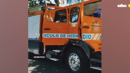 Bomberos Voluntarios Recolectan Juguetes Para Reyes