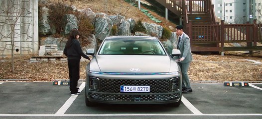 Delightfully.Deceitful.S01E03