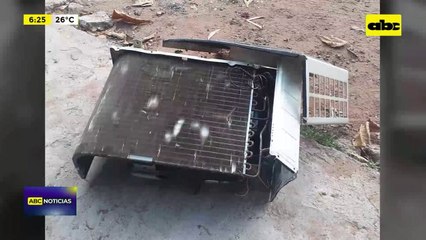 Video: Vecinos redujeron a un hombre en casa ajena