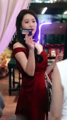 El Esposo Engaña en la Bodega de su Esposa, ¡una Llamada lo Deja sin Nada y lo Hace Suplicar