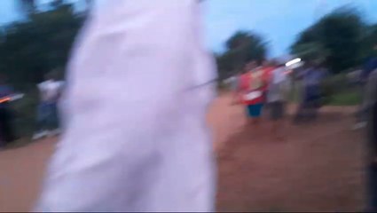 Discusión Entre Supuestos Dirigentes De J. Augusto Saldivar