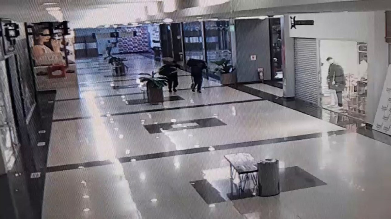 San Lorenzo: hurtan más de 200 celulares y dine...