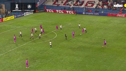 El audio VAR de la falta a Lorenzo Melgarejo en el gol de Nacional